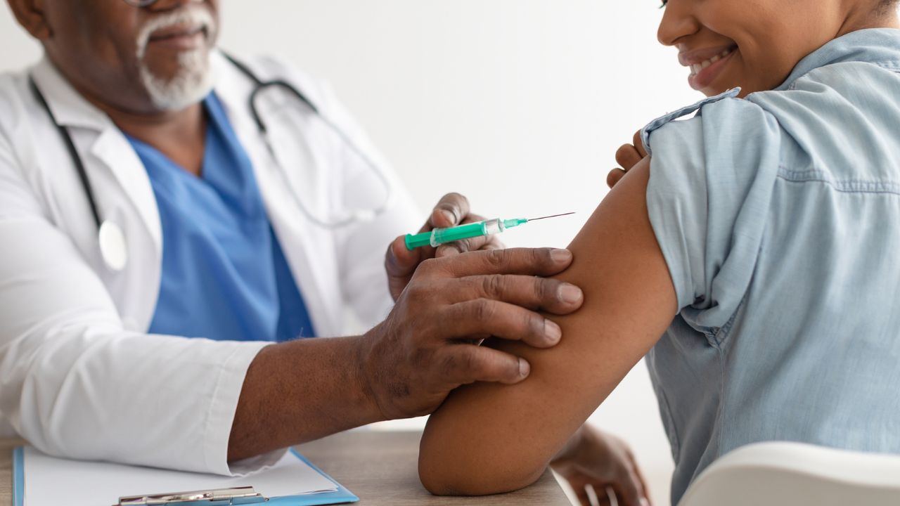 Saúde prorroga vacinação contra gripe até 14 de julho